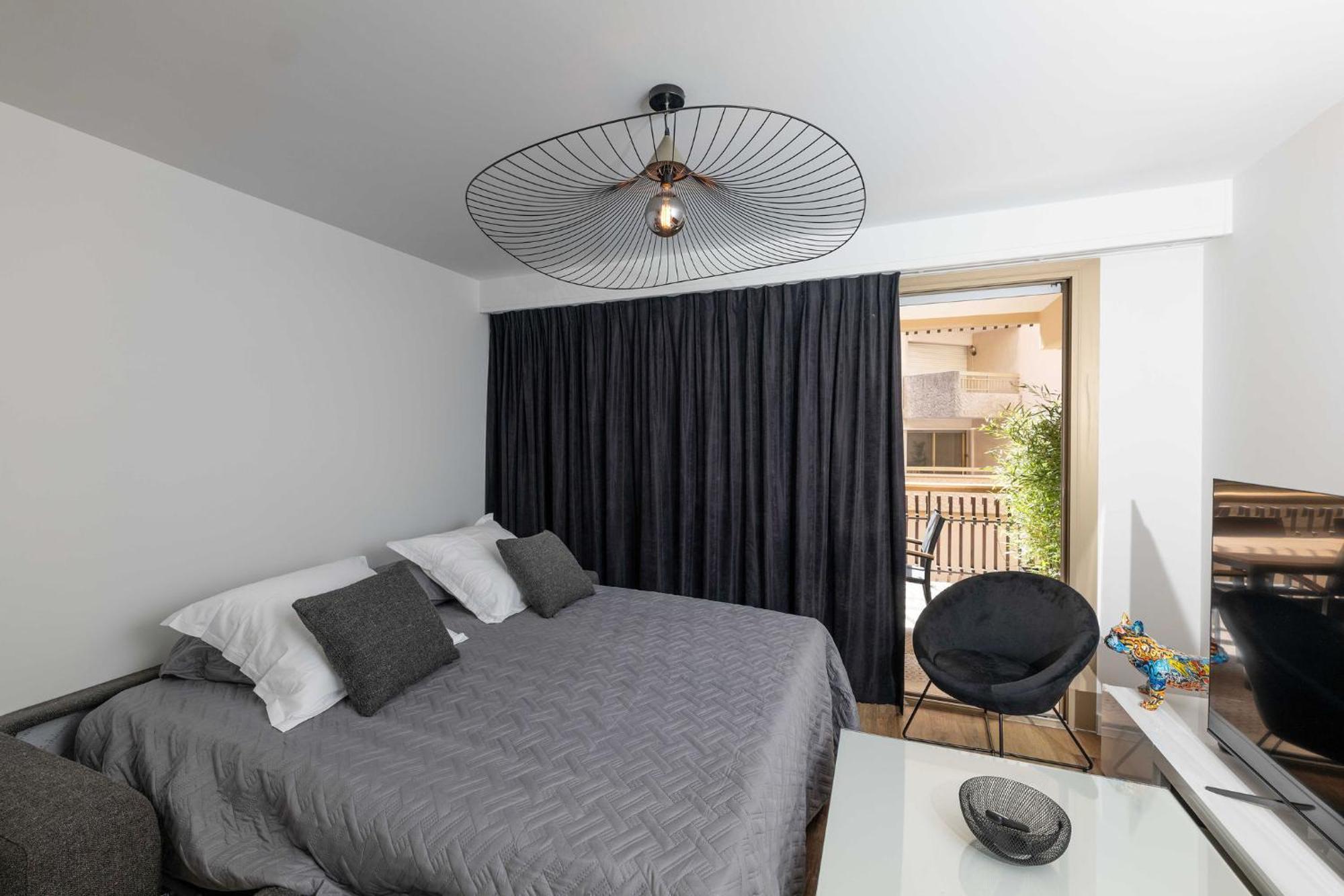 Somptueux Appartement 20M Plages Avec Vue Mer Antibes Ngoại thất bức ảnh